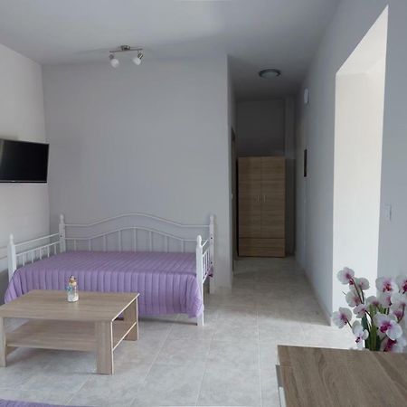 Paulsia Apartments Psinthos Exterior photo